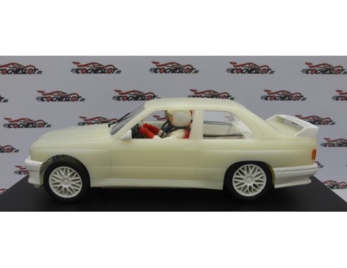 BMW M3 E30 RALLY TRANSLUCIDO MARFIL FLY