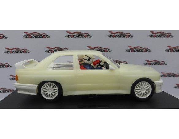 BMW M3 E30 RALLY TRANSLUCIDO MARFIL FLY