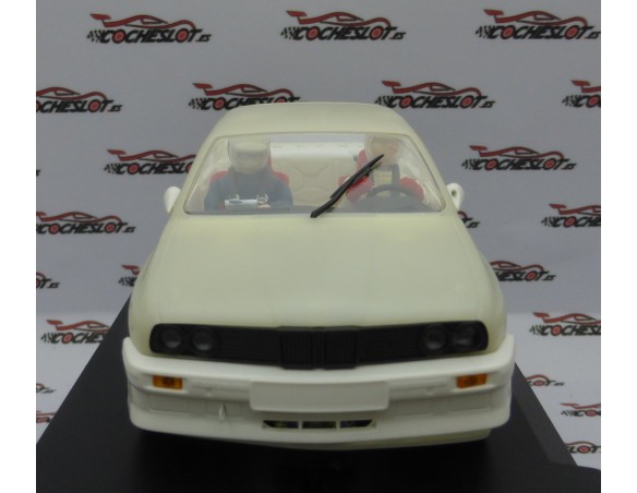 BMW M3 E30 RALLY TRANSLUCIDO MARFIL FLY