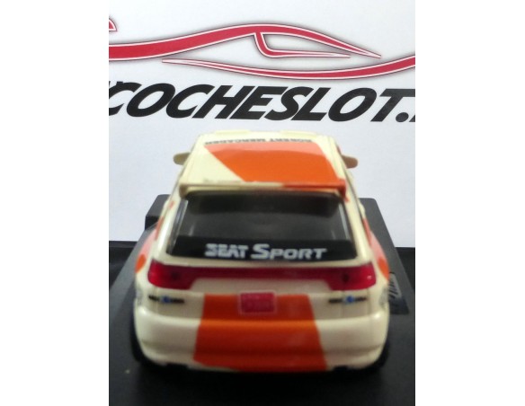 Seat Ibiza kit Car “Robert Mercader”	Blanco	1996 REF.	8390	TYCO