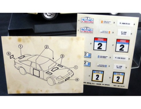 Toyota Celica	REPSOL LLANTAS CROMO CON ADHESIVOS ORIGINALES 1991	REF.	8332	EXIN