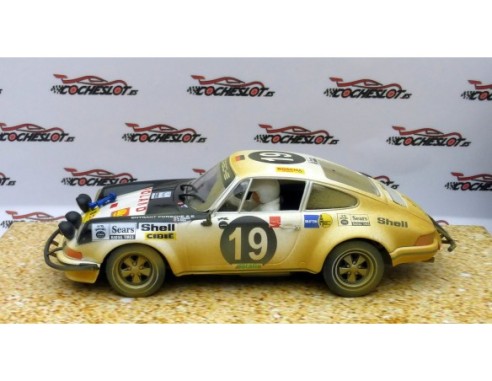 PORSCHE 911 RALLY SAFARI POR ÁFRICA ORIENTAL 1971 SUCIO REF.A2053AR FLY