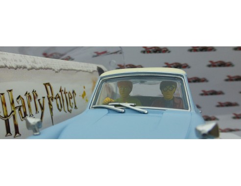 Ford Anglia 105E  - Harry Potter Edition REF.H4504 SUPERSLOT