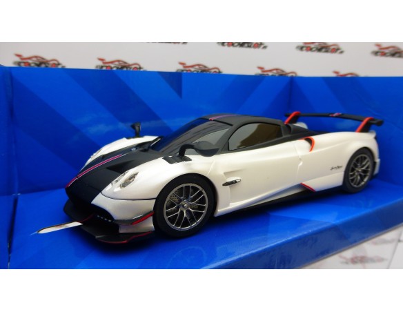 PAGANI HUAYRA BC ROADSTER METALLIC PEARL WHITE REF.H4399 SUPERSLOT