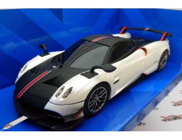 PAGANI HUAYRA BC ROADSTER METALLIC PEARL WHITE REF.H4399 SUPERSLOT