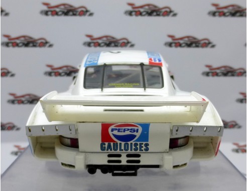 PORSCHE GAULOISES PEPSI Nº2 SIDEWAYS