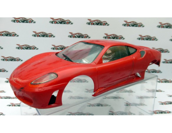 CARROCERIA ROJA 1/24