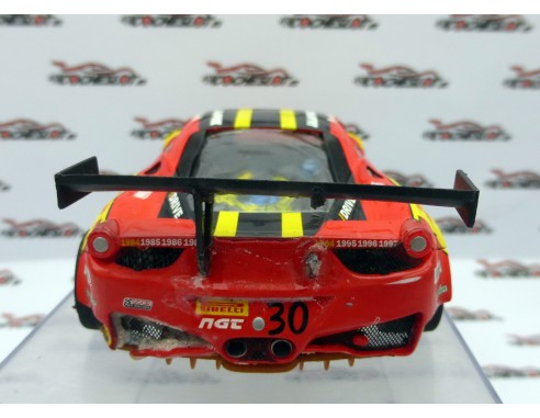 FERRARI MOMO BLACK ARROW