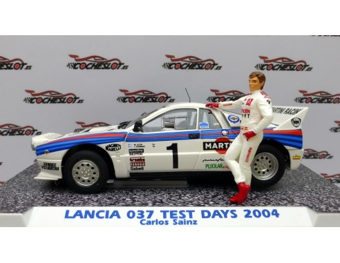 LANCIA 037 MARTINI TEST DAY CARLOS SAINZ CON FIGURA REF.E2105 FLY