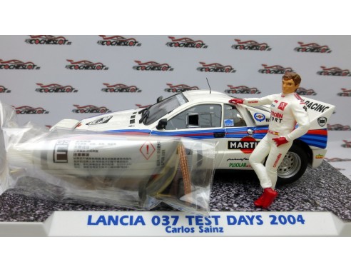 LANCIA 037 MARTINI TEST DAY CARLOS SAINZ CON FIGURA REF.E2105 FLY
