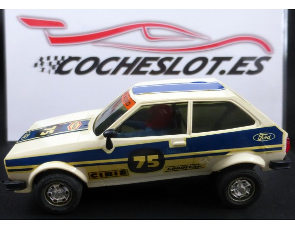 FORD FIESTA BLANCO REF. 4057 1980 EXIN