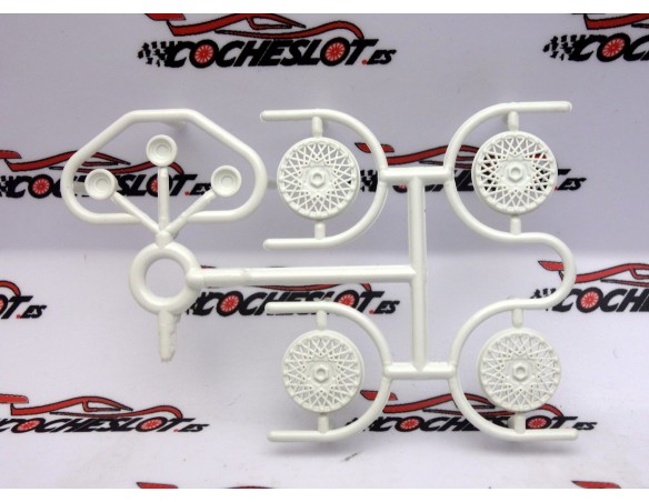 4 TAPACUBOS BLANCO BMW M3 + 3 TAPONES GASOLINA FLY