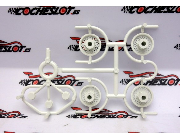 4 TAPACUBOS BLANCO BMW M3 + 3 TAPONES GASOLINA FLY