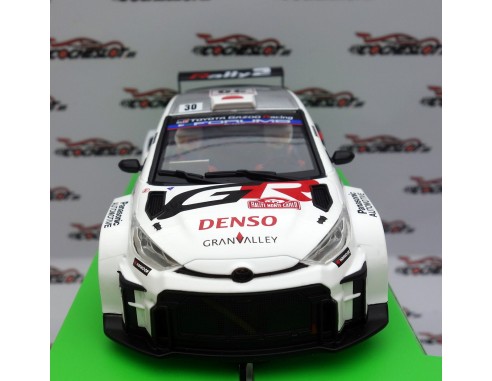 TOYOTA YARIS RALLY 2 MONTECARLO 2025 YAMAMOTO Nº30 REF.52607b AVANT SLOT