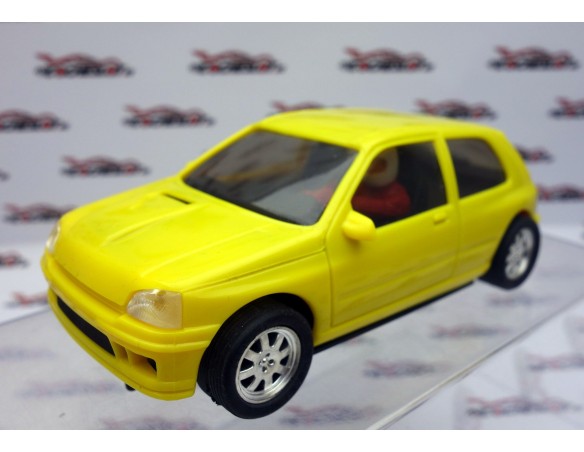 RENAULT CLIO AMARILLO 1994 NINCO