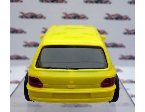 RENAULT CLIO AMARILLO 1994 NINCO