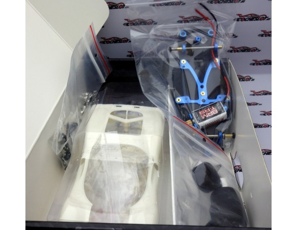 WHITE KIT  FERRARI 330P4/412P REF.205 BRM