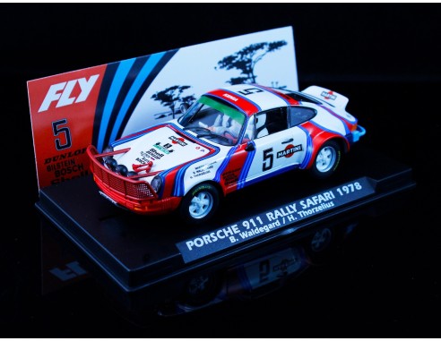 PORSCHE 911 RALLY SAFARI 1978 B.WALDEGARD / H.THORZELIUS MARTINI Nº5  SUCIO REF.A2100AR FLY
