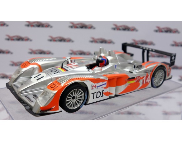 AUDI R10 LMP  TDI Nº14 EDUCA