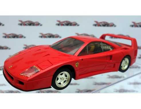 FERRARI F40 ROJO HORNBY