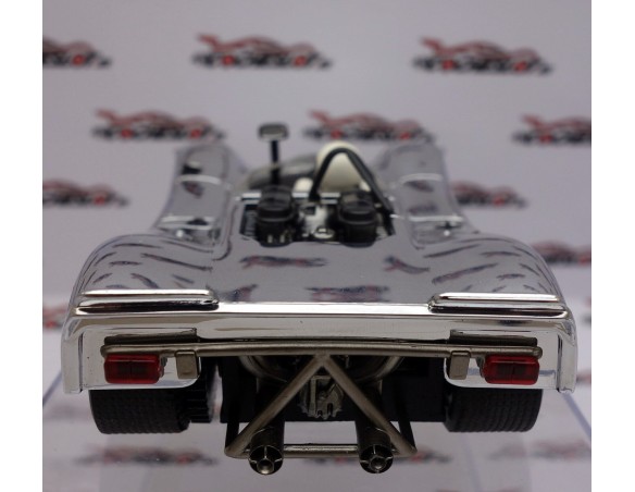 PORSCHE 908  PLATEADO FLY