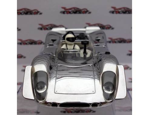 PORSCHE 908  PLATEADO FLY