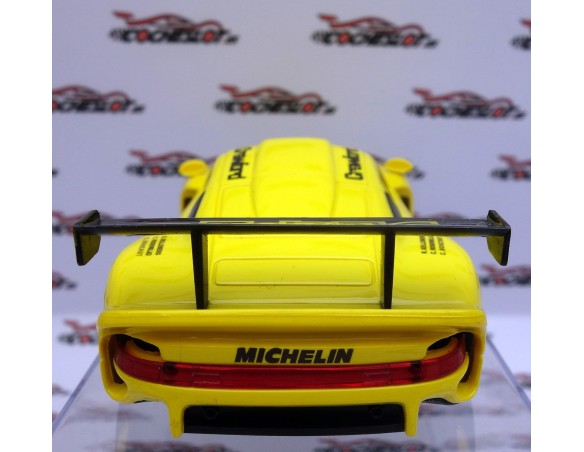 PORSCHE GT1 EVO  AMARILLO FLY