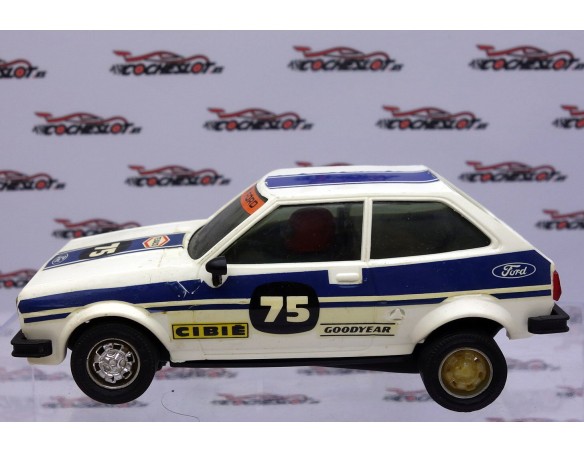 FORD FIESTA BLANCO REF. 4057/4061 EXIN