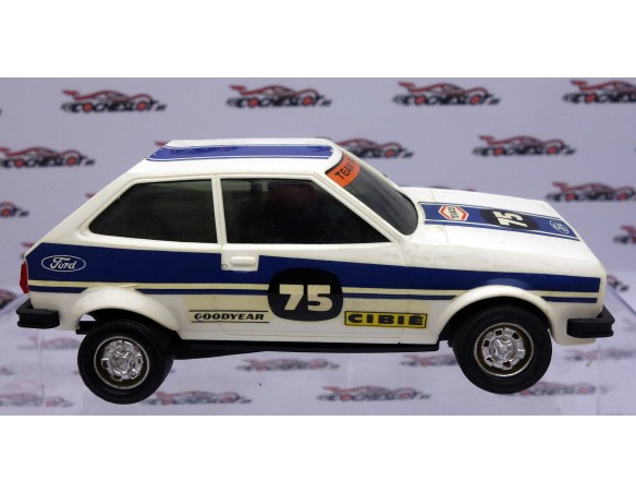 FORD FIESTA BLANCO REF. 4057/4061 EXIN