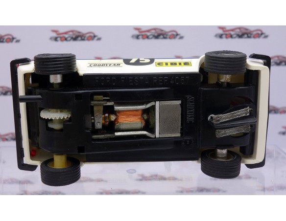 FORD FIESTA BLANCO REF. 4057/4061 EXIN