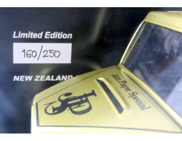 CAMION BUGGYRA MK R08 JPS GOLD EDITION REF. 205302 FLYSLOT