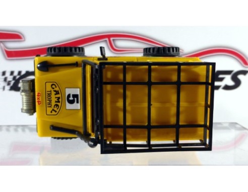 Land Rover “Camel” amarillo STS  1988 REF.2205 STS EXIN