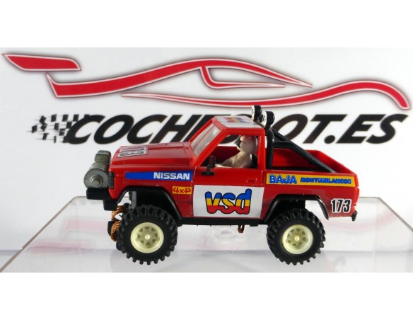 NISSAN PATROL 173 ROJO CLARO STS 1986 REF.2203 STS EXIN